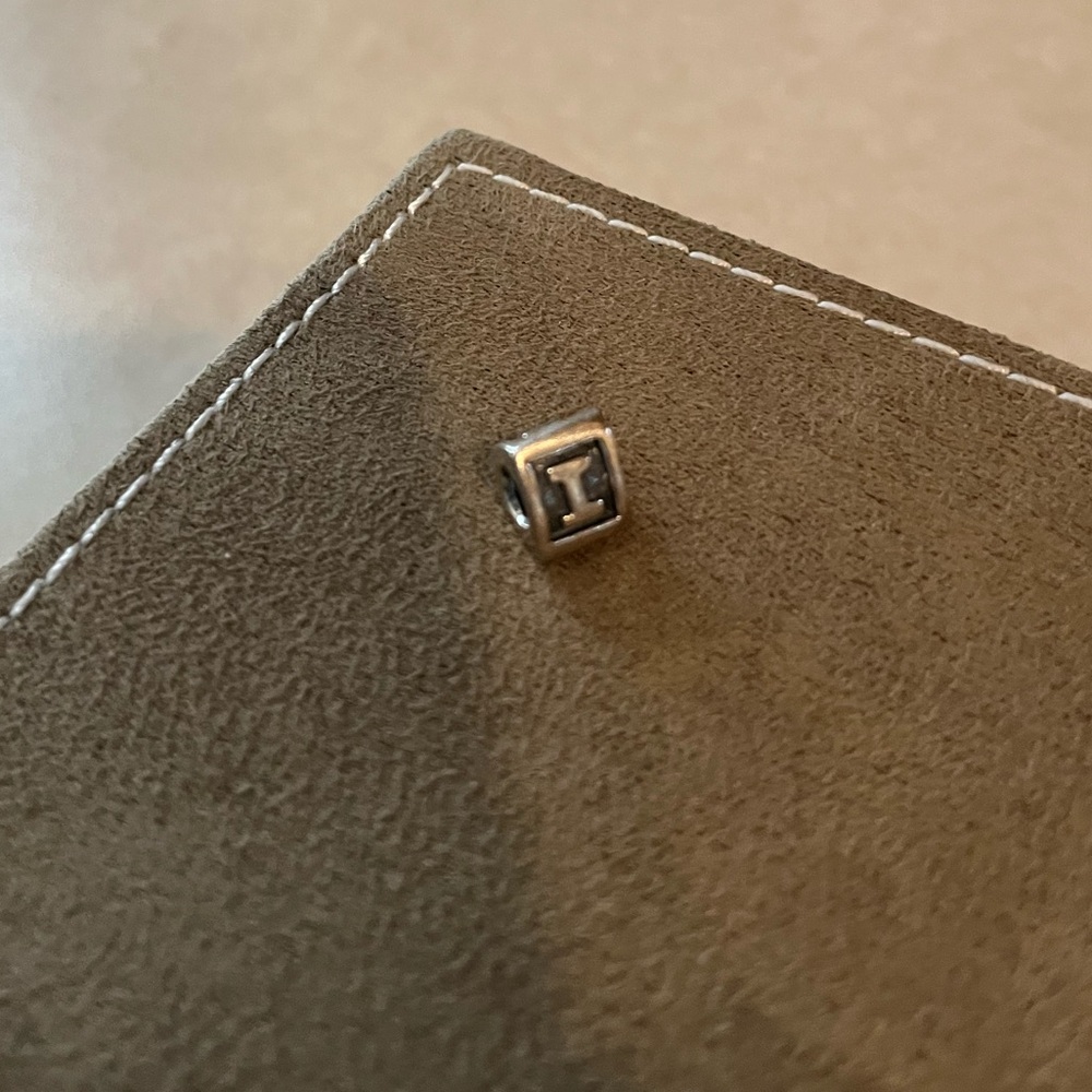 Pandora Silver and black letter I Charm - Picture 2 of 4